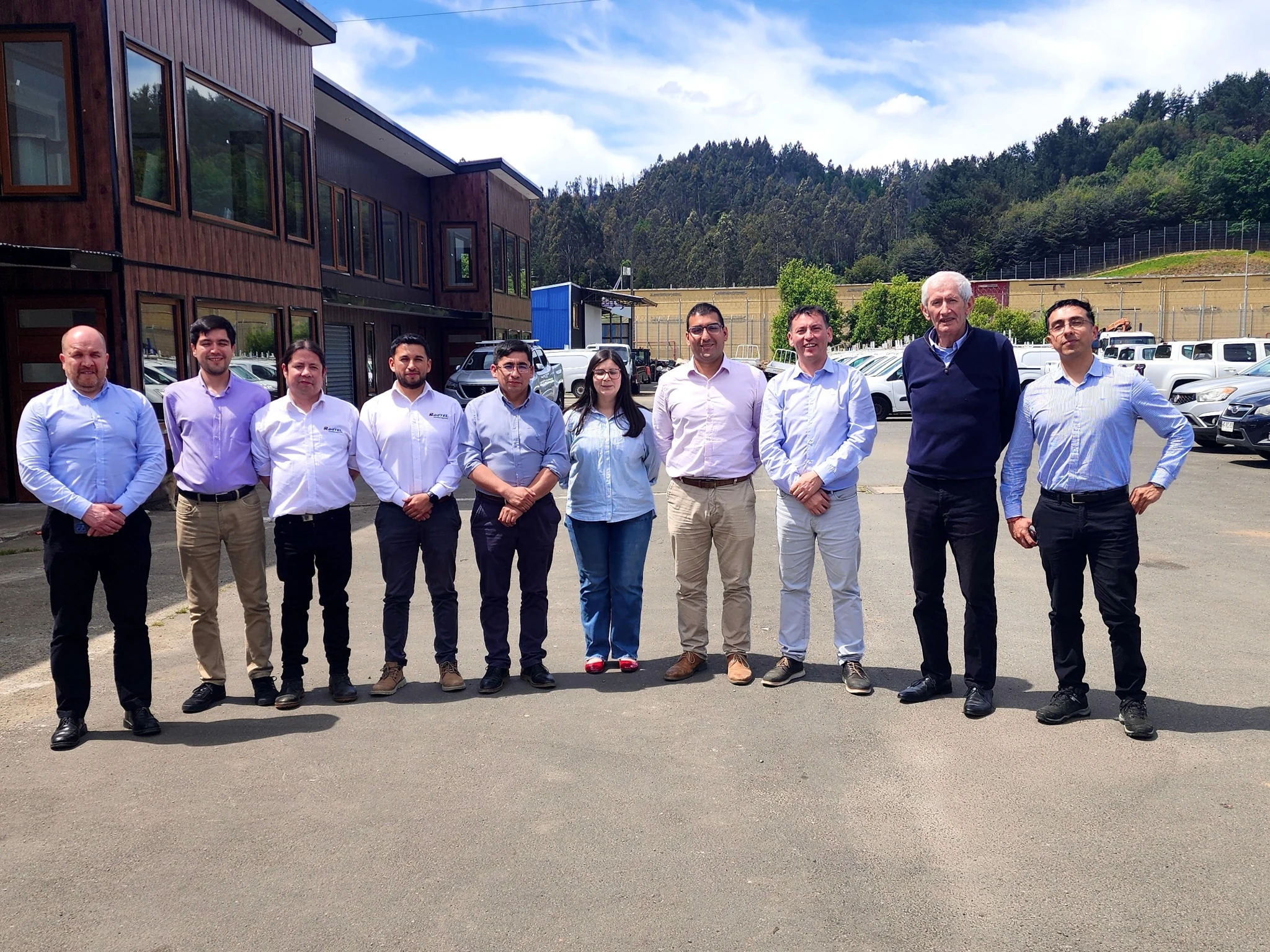 Equipo directivo y jefes de zona de Redtel Ltda.